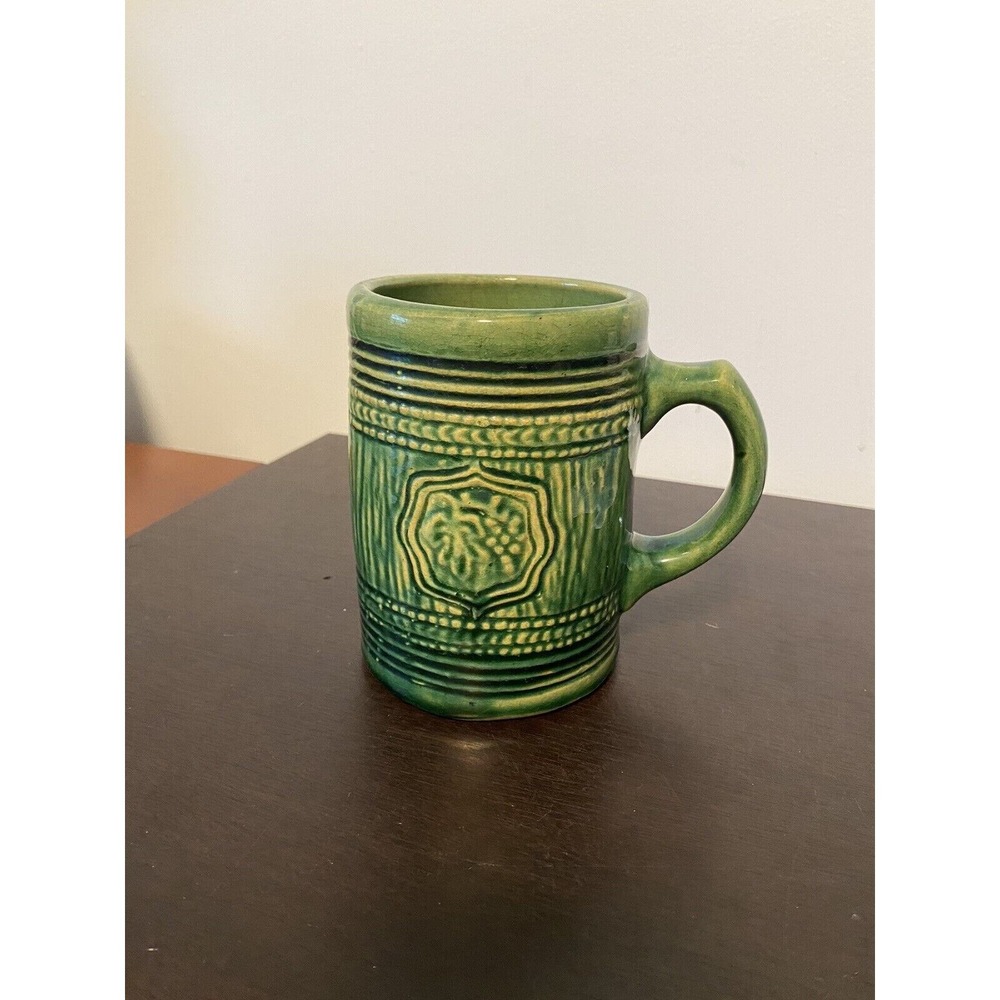 Vintage 1920's McCoy‎ Stoneware grape shield Pottery tankard Beer stein mug